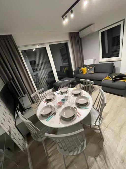 Apartment Calkowicie Nowy Apartament Przy Plazy
